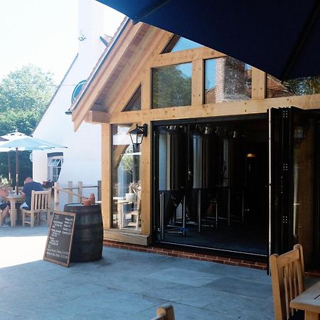 Monkey Brewhouse Otel Lymington Dış mekan fotoğraf