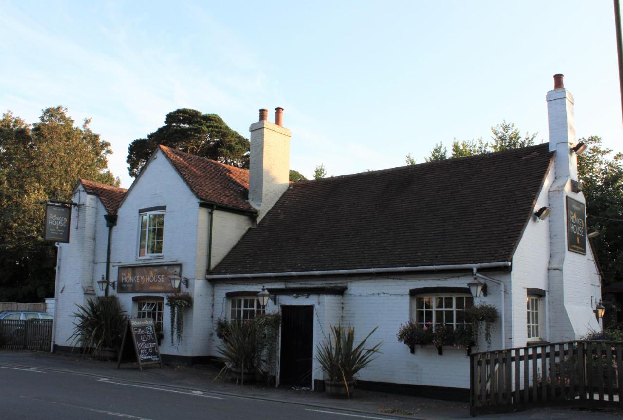 Monkey Brewhouse Otel Lymington Dış mekan fotoğraf