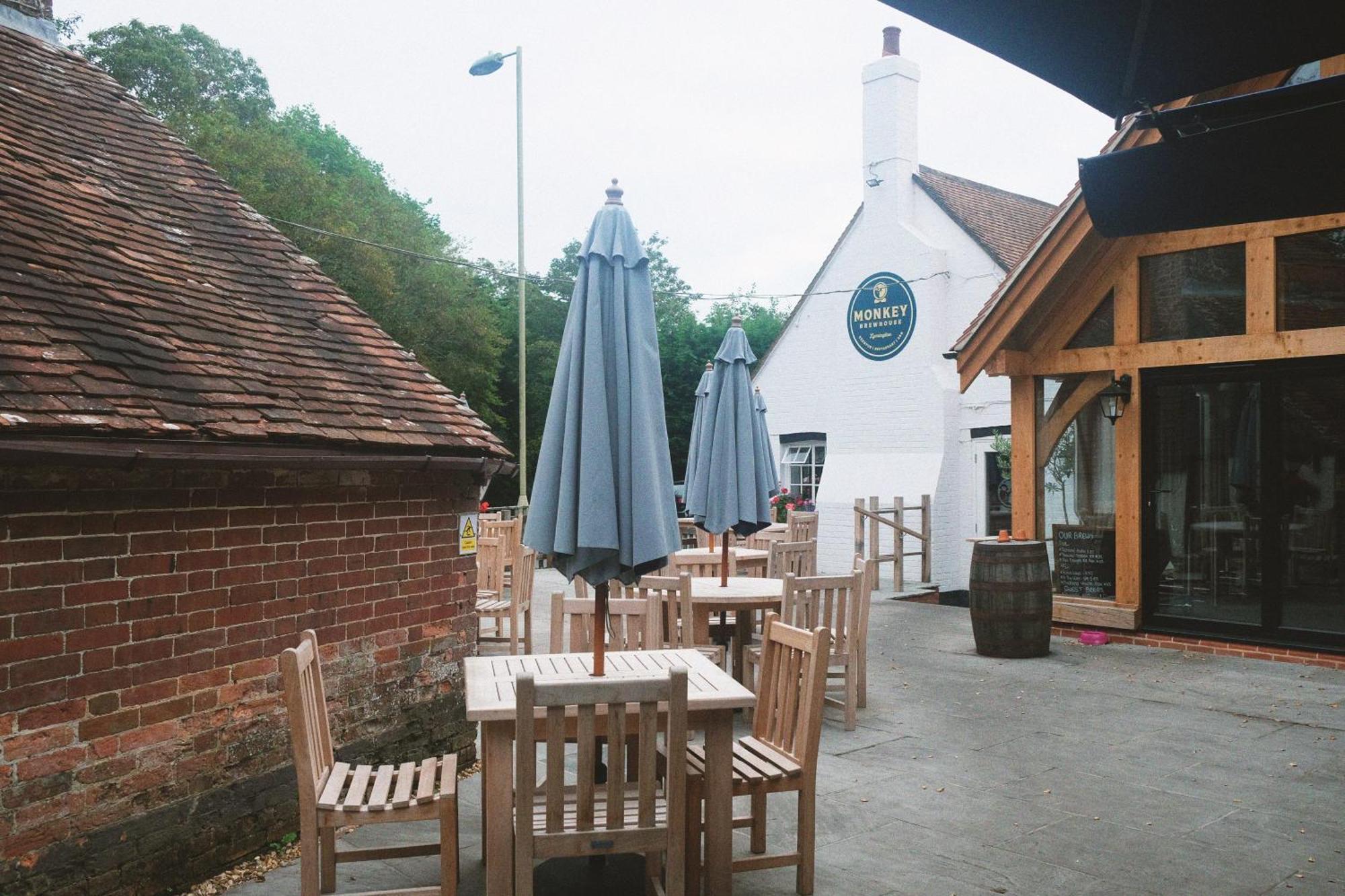Monkey Brewhouse Otel Lymington Dış mekan fotoğraf
