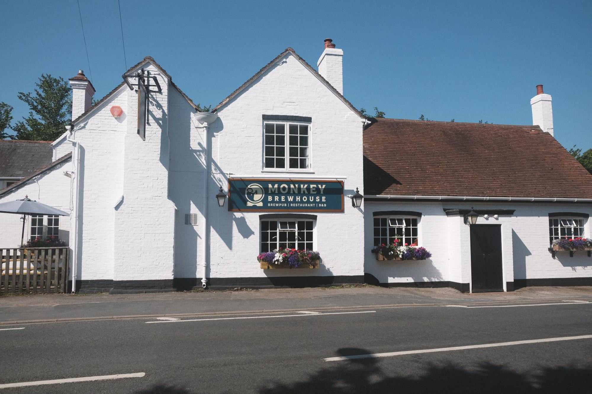 Monkey Brewhouse Otel Lymington Dış mekan fotoğraf