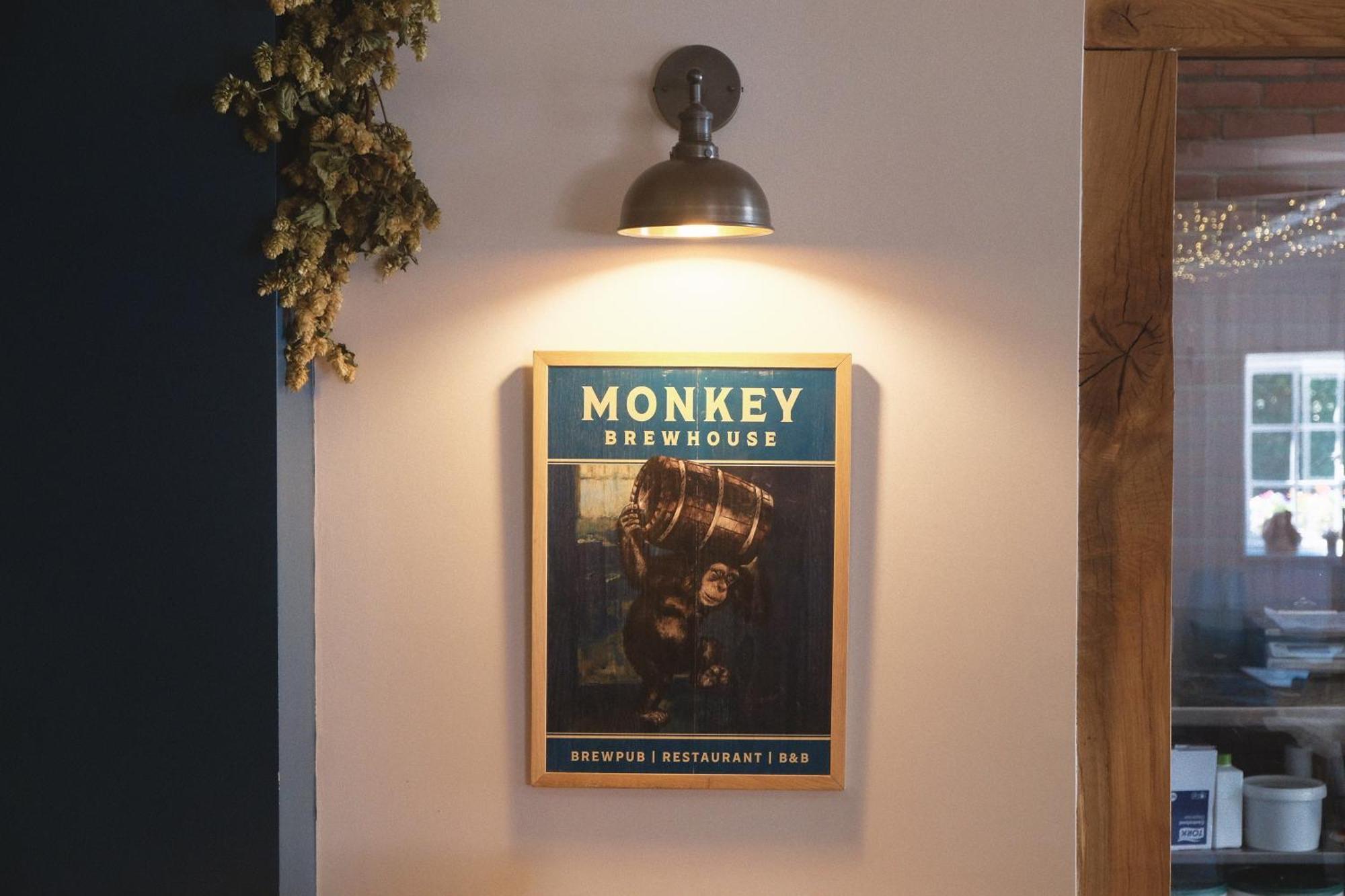Monkey Brewhouse Otel Lymington Dış mekan fotoğraf