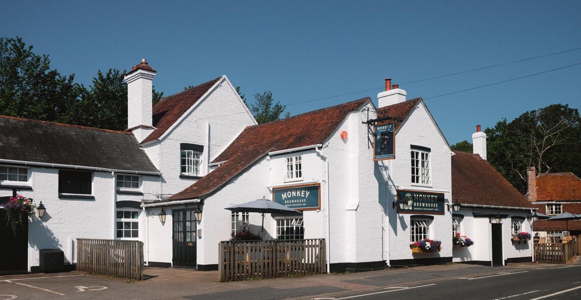 Monkey Brewhouse Otel Lymington Dış mekan fotoğraf